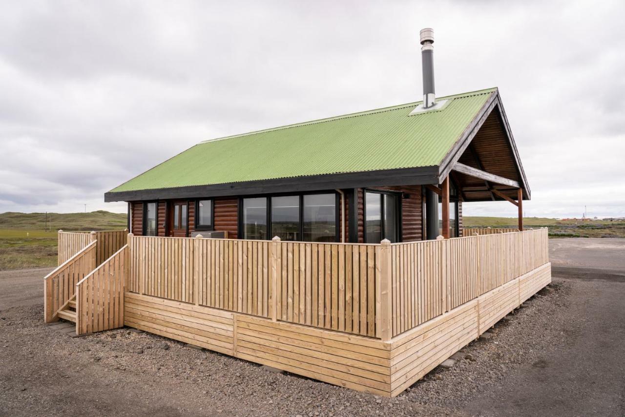 Black Beach Cottage Thorlakshofn Exterior photo